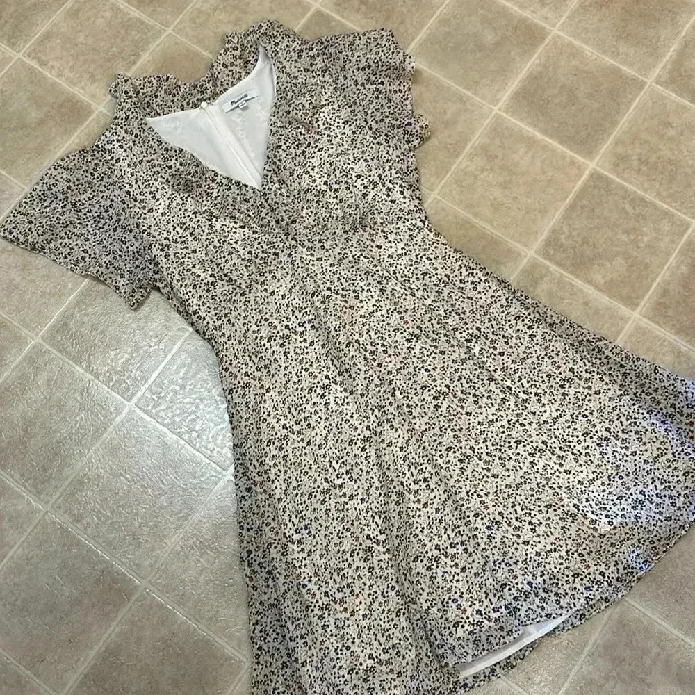 Madewell - Picture 2 of 5